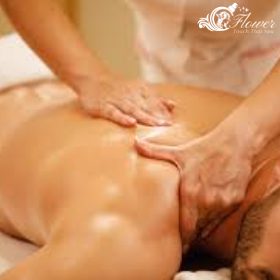 Hᴏᴛ- Oɪʟ Massage